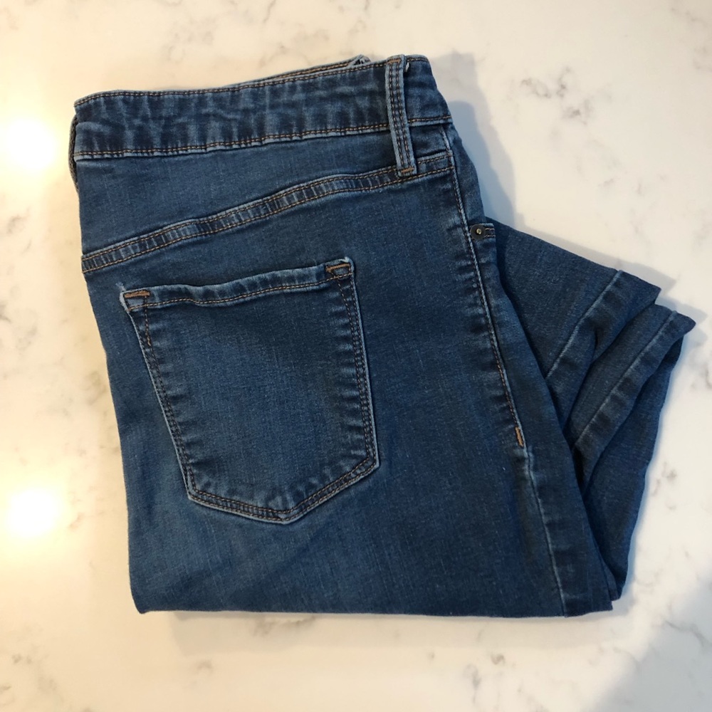 Old Navy Rockstar Jegging